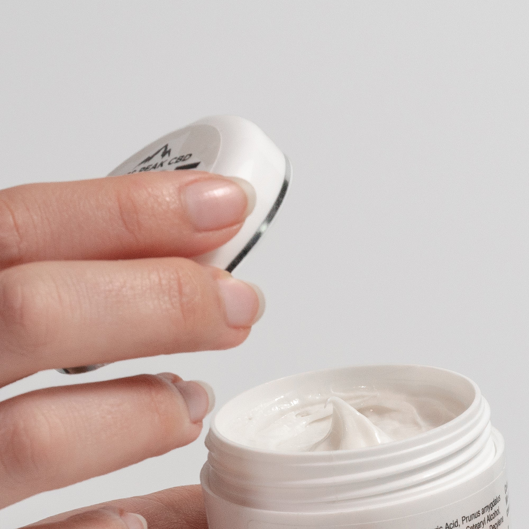 Get Glowing Skin with CBD. What Are the Benefits of CBD Skincare - SwissPeakCBD